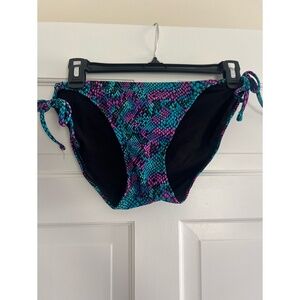 Women’s side tie bikini bottoms